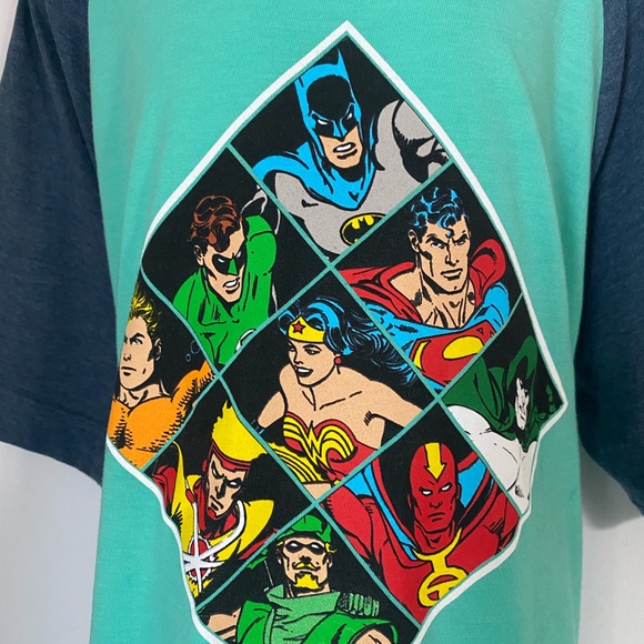 DC Comics Justice League Boys Graphic T-Shirt - Picture 3 of 6